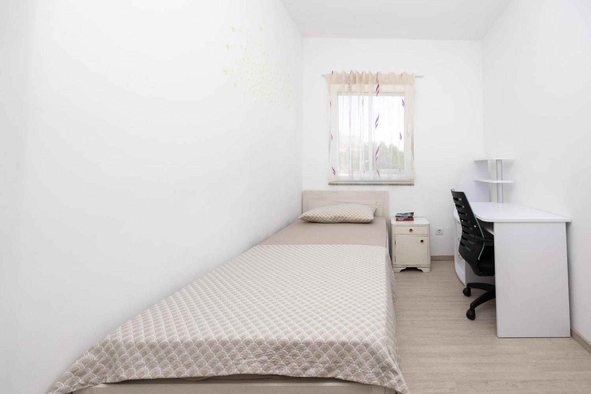 Casa Felice Apartments-Holiday Home Каштела Екстер'єр фото