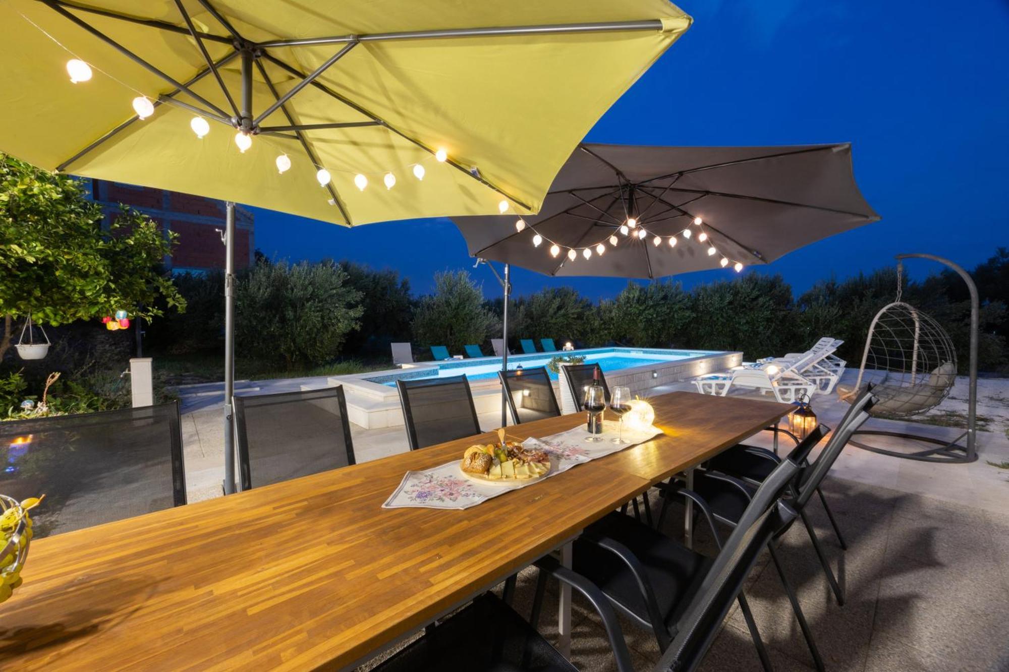 Casa Felice Apartments-Holiday Home Каштела Екстер'єр фото