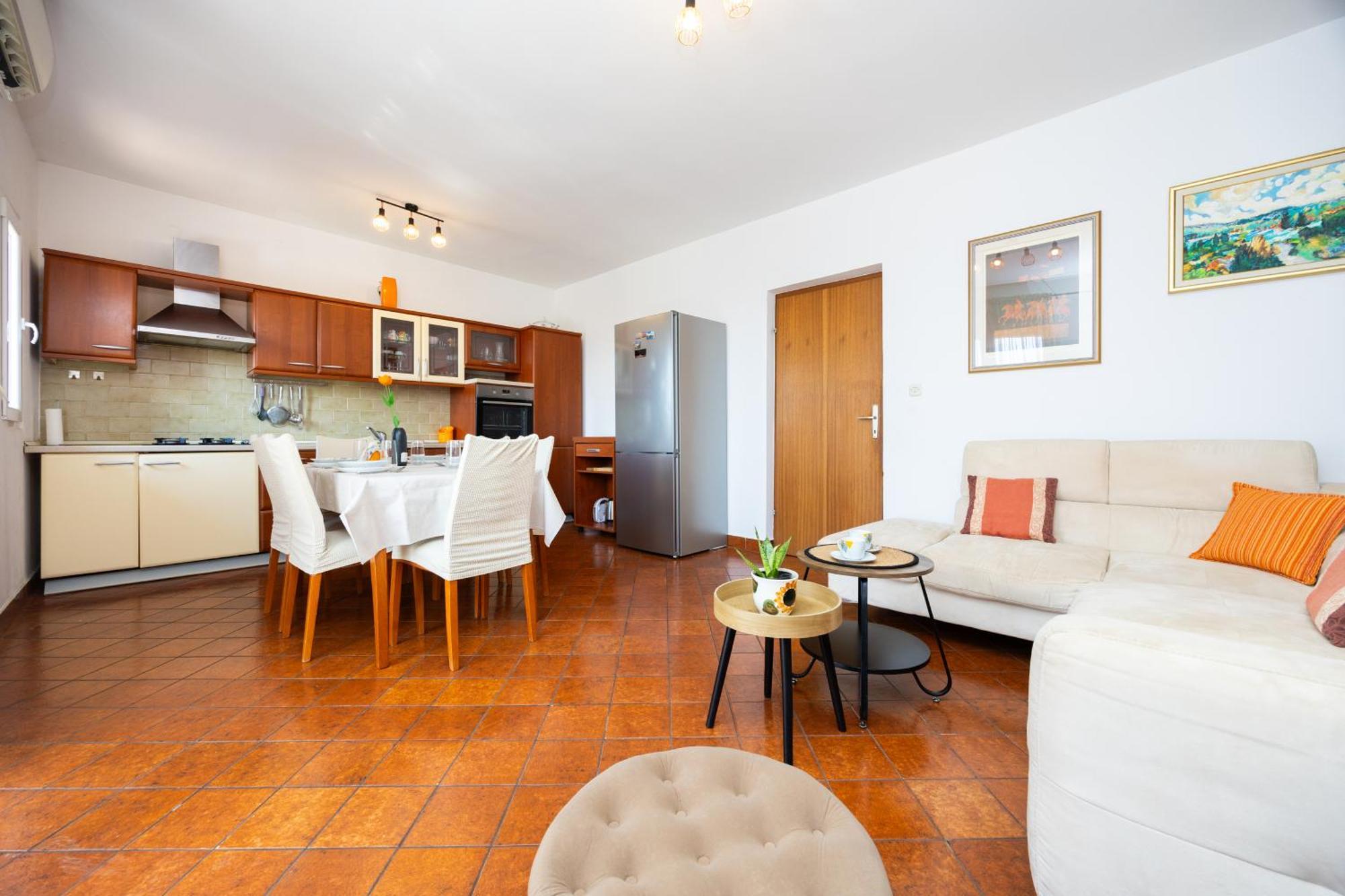 Casa Felice Apartments-Holiday Home Каштела Екстер'єр фото