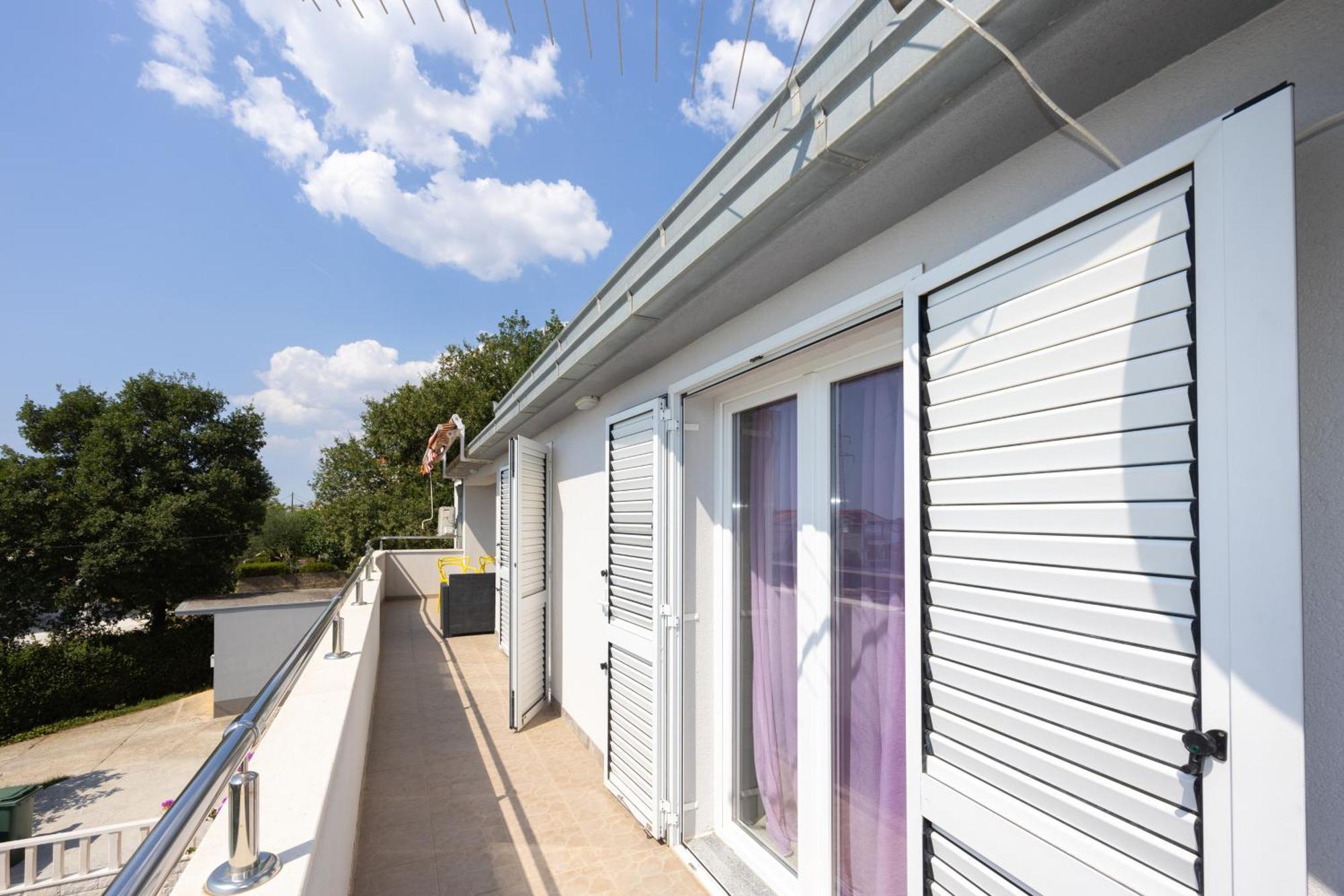 Casa Felice Apartments-Holiday Home Каштела Екстер'єр фото