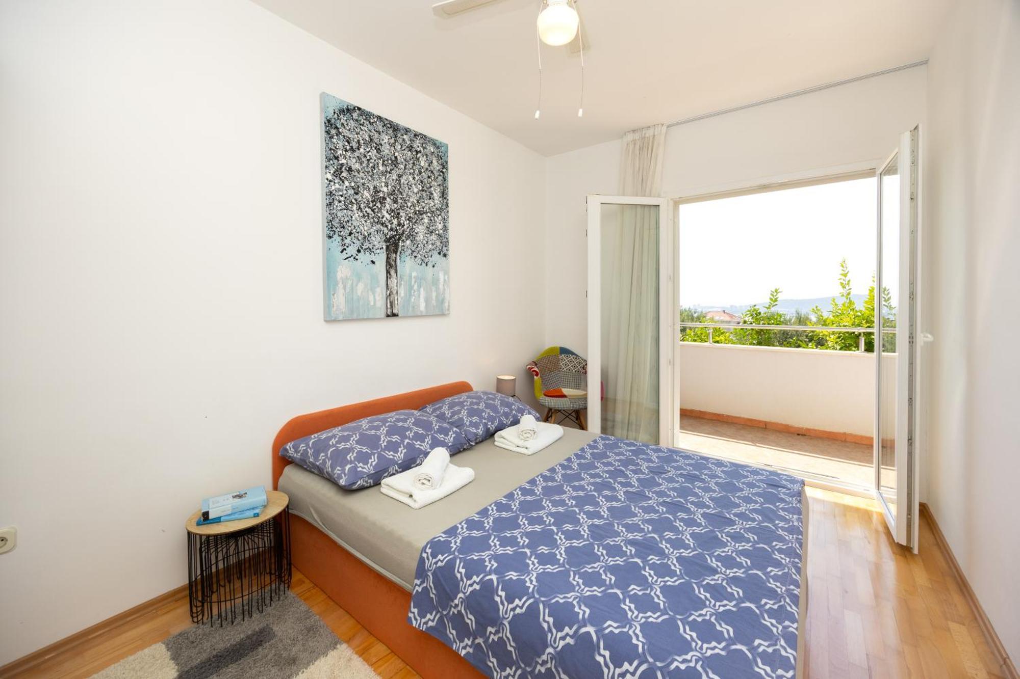 Casa Felice Apartments-Holiday Home Каштела Екстер'єр фото