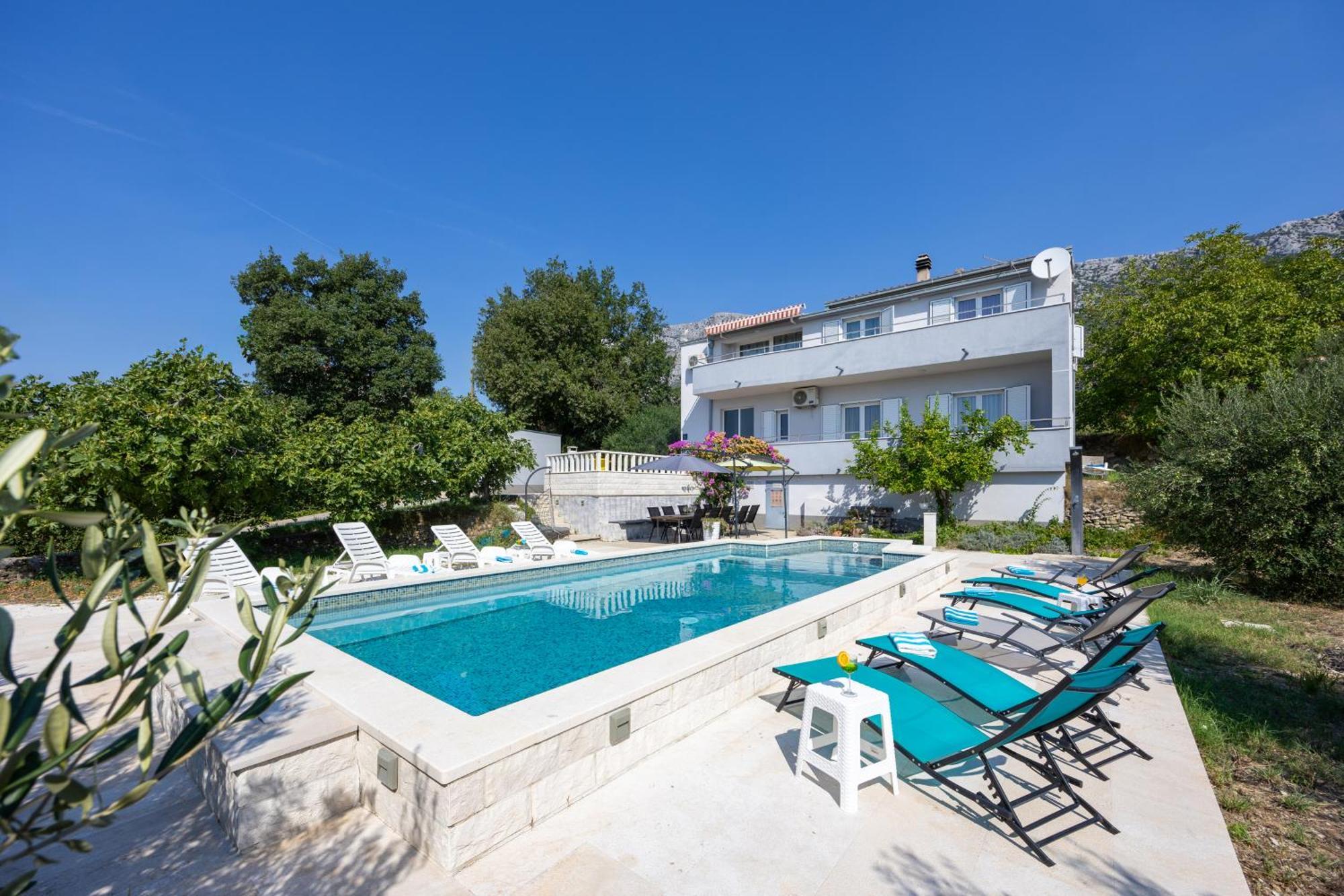 Casa Felice Apartments-Holiday Home Каштела Екстер'єр фото