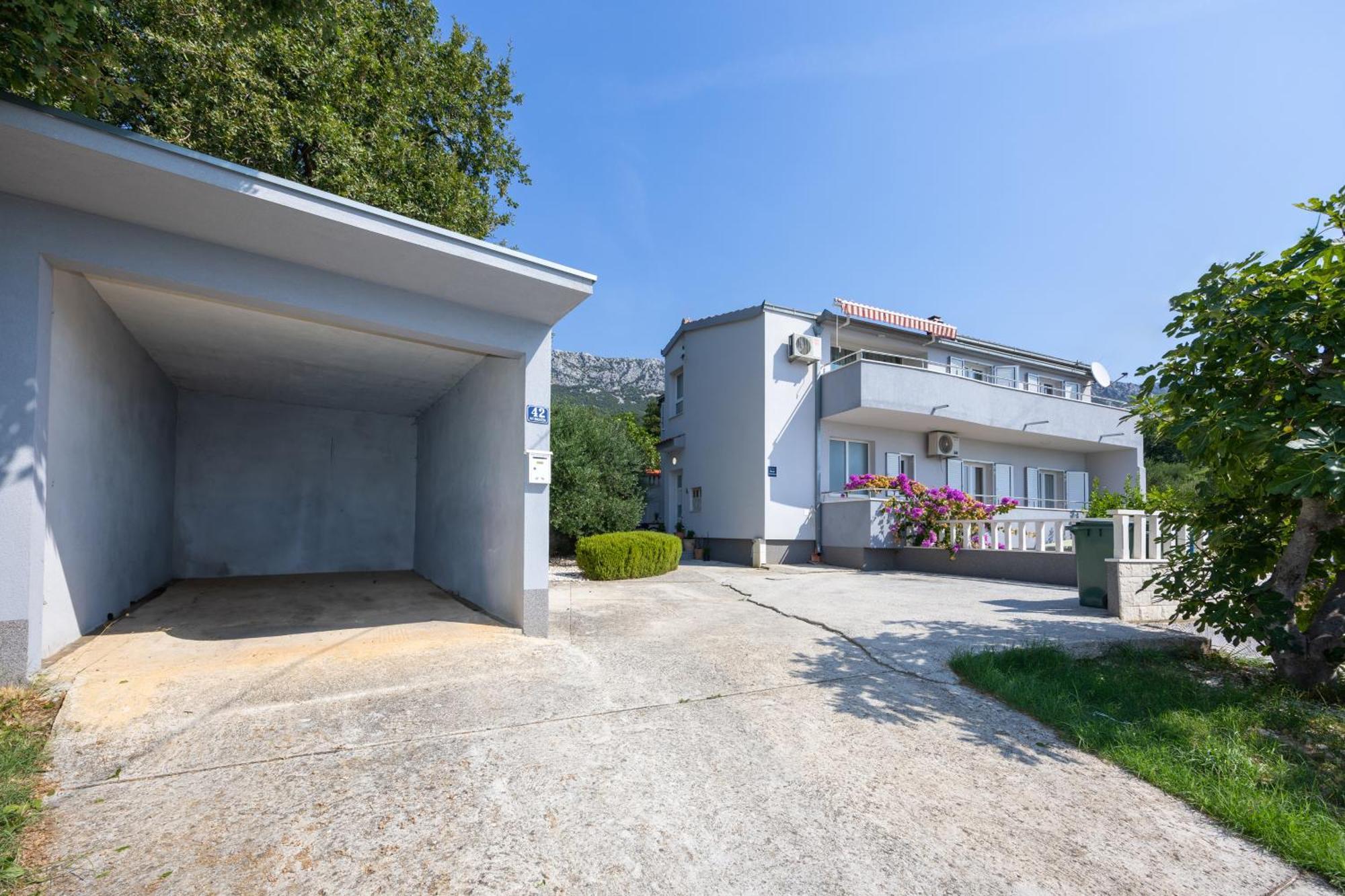 Casa Felice Apartments-Holiday Home Каштела Екстер'єр фото