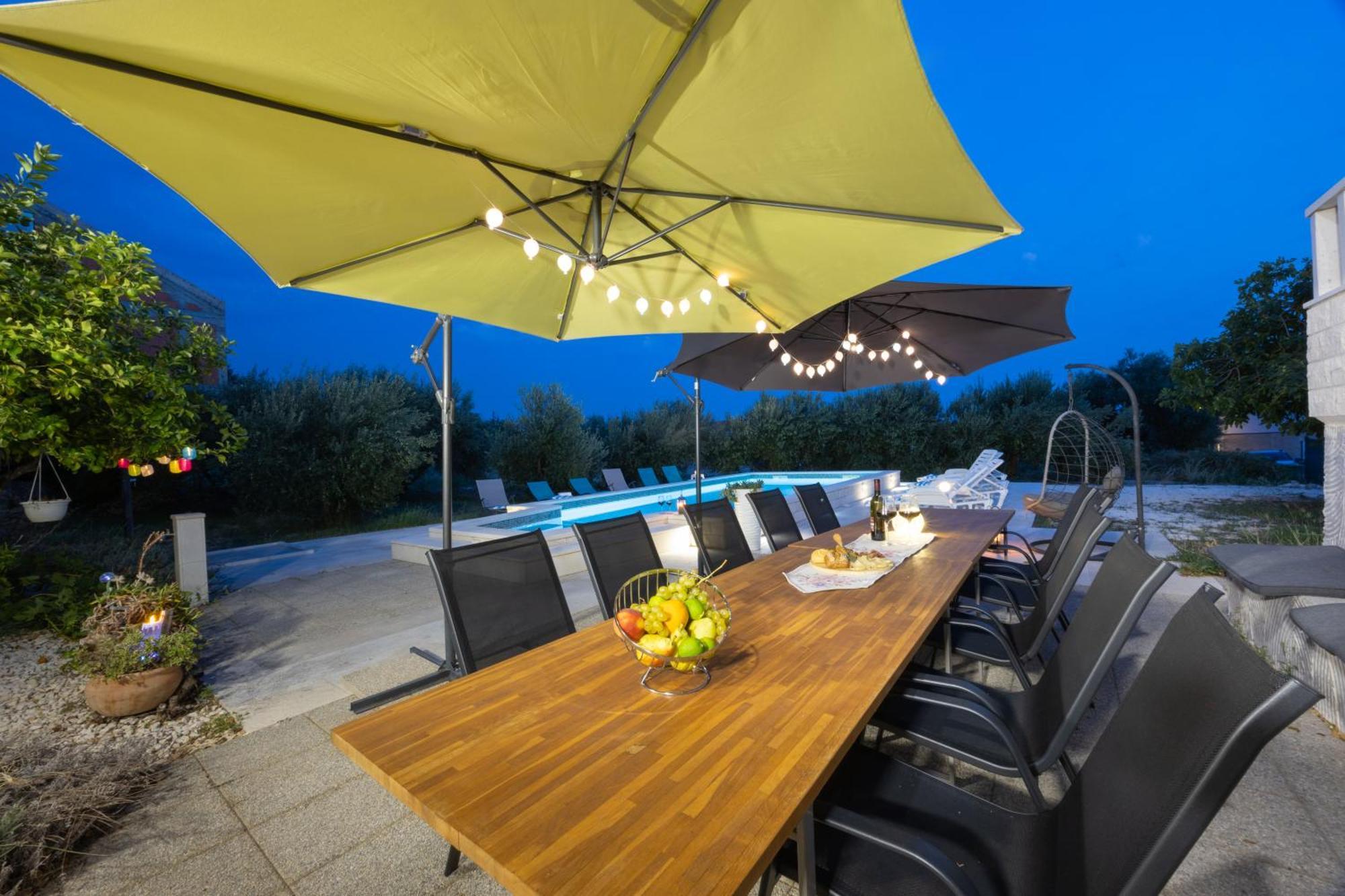 Casa Felice Apartments-Holiday Home Каштела Екстер'єр фото