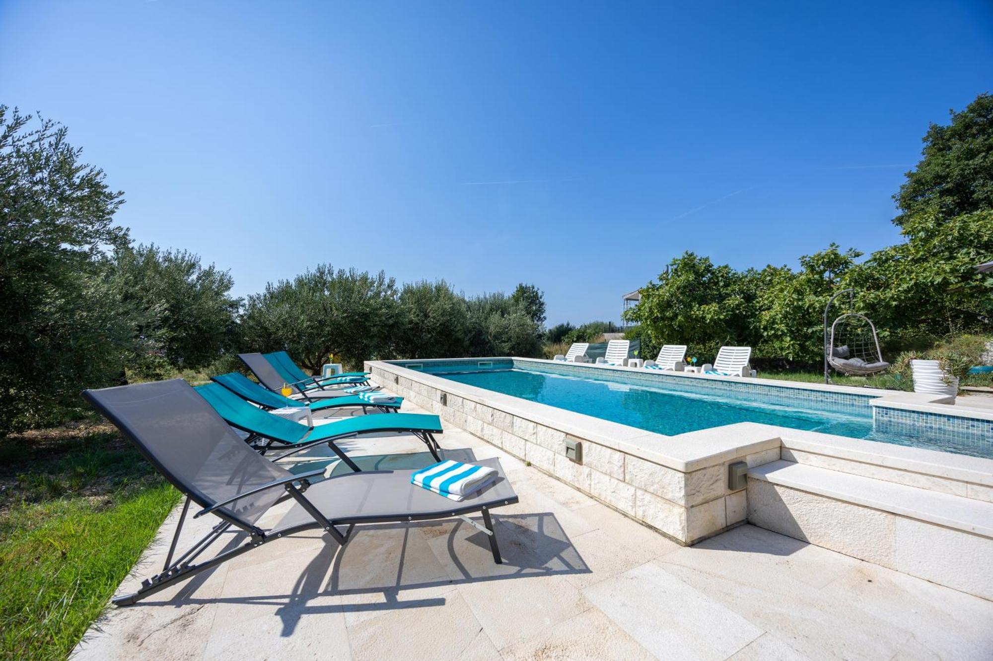 Casa Felice Apartments-Holiday Home Каштела Екстер'єр фото